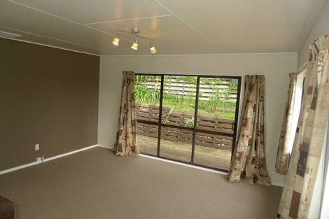 Photo of property in 35 Weggery Drive, Waikanae Beach, Waikanae, 5036