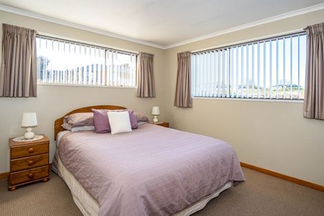 Photo of property in 35 Glenview Terrace, Highfield, Timaru, 7910