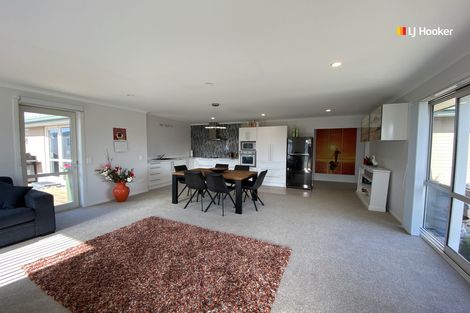 Photo of property in 51 Silver Springs Boulevard, Mosgiel, 9024