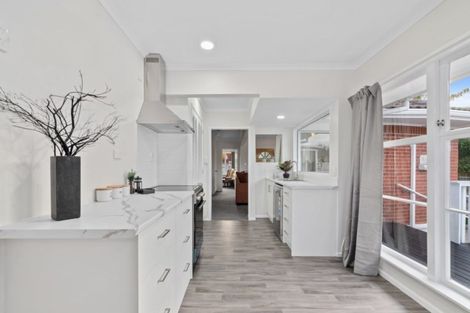 Photo of property in 33 Roosevelt Road, Western Heights, Rotorua, 3015