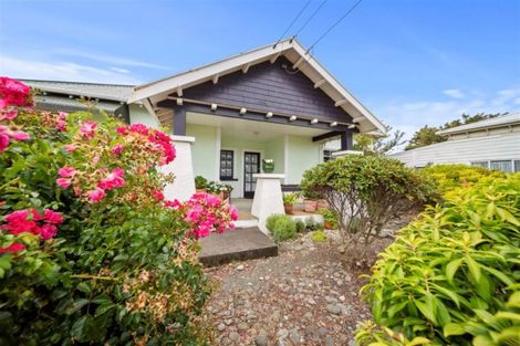 Photo of property in 10 Furlong Street, Hawera, 4610