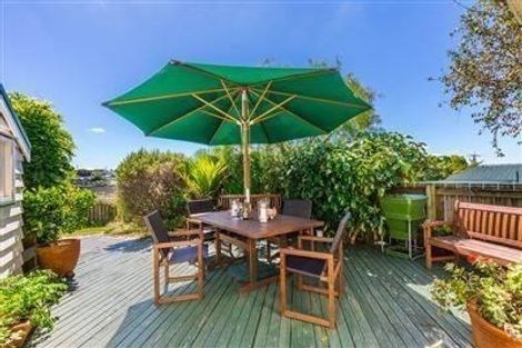 Photo of property in 39 Mountbatten Avenue, Hillcrest, Auckland, 0627