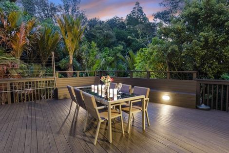 Photo of property in 322b Glenfield Road, Glenfield, Auckland, 0629