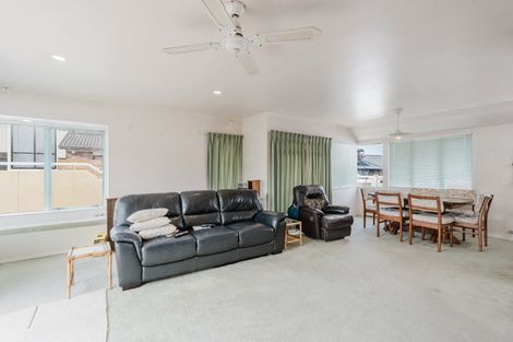 Photo of property in 10a Ashley Street, St Andrews, Hamilton, 3200