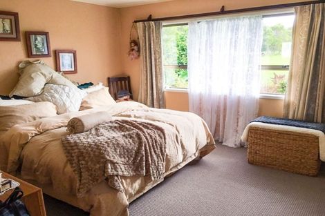 Photo of property in 1/36 Pukeroa Place, Papakura, 2110