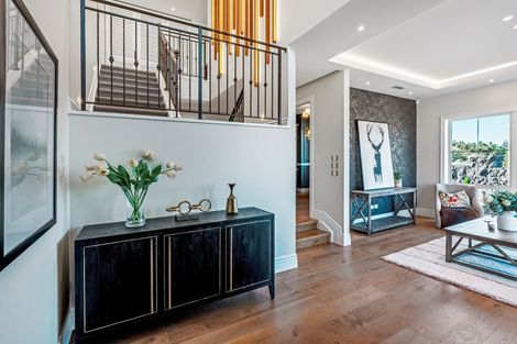 Photo of property in 7 Luff Place, Long Bay, Auckland, 0630