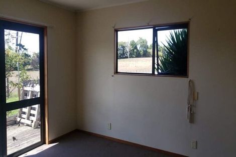 Photo of property in 60 Hanham Road, Kumeu, 0891