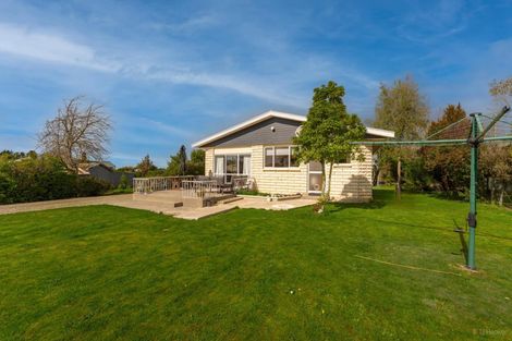 Photo of property in 60 Timaru Road, Waimate, 7924