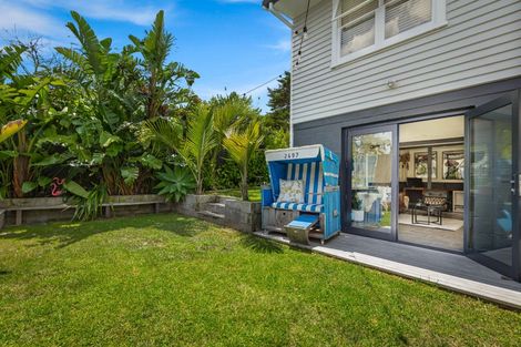 Photo of property in 121 Taikata Road, Te Atatu Peninsula, Auckland, 0610