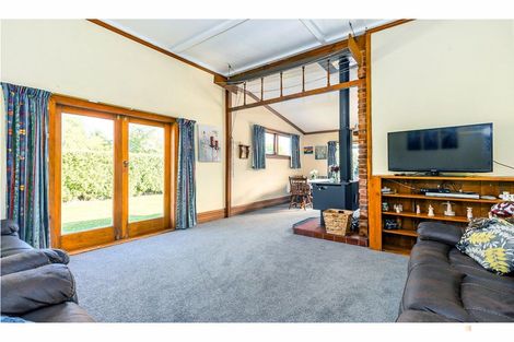 Photo of property in 70 Parsonage Road, Waimate, 7978