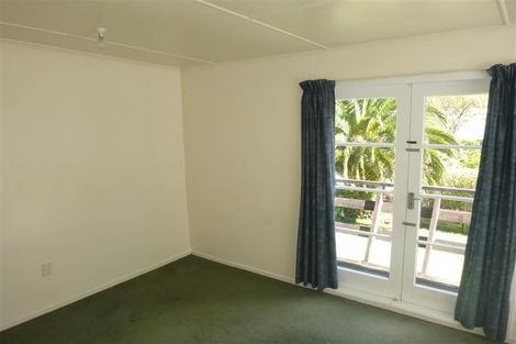 Photo of property in 32 Mimihau Grove, Wainuiomata, Lower Hutt, 5014