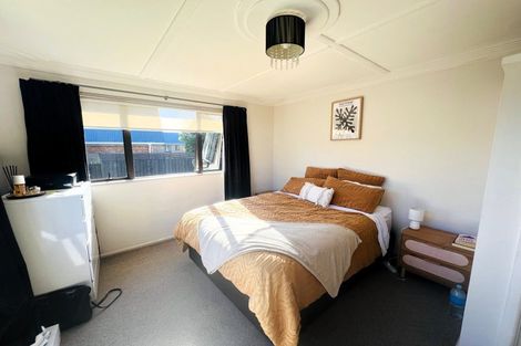 Photo of property in 33 Domett Street, Westport, 7825