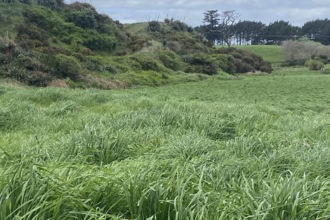 Photo of property in 5 Kakaramea Road, Kakaramea, Patea, 4598