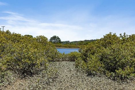 Photo of property in 4 Thelma Road, Mangawhai Heads, Mangawhai, 0505