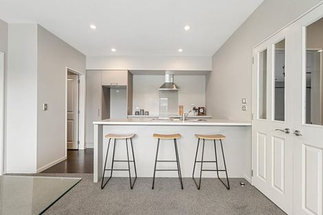 Photo of property in 15 Saint Peters Close, Woolston, Christchurch, 8062