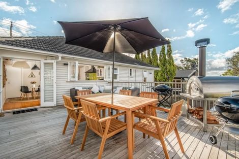 Photo of property in 81 Verbena Road, Birkdale, Auckland, 0626