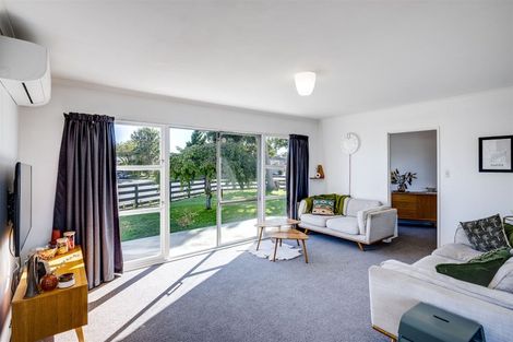 Photo of property in 1 Wynyard Crescent, Tamatea, Napier, 4112