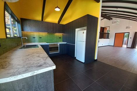 Photo of property in 35 Ticehurst Road, Lyttelton, 8082