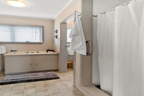 Photo of property in 50 Eversham Road, Mount Maunganui, 3116