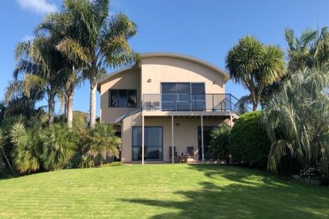 Photo of property in 381 Cove Road, Waipu, 0582