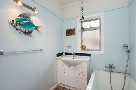 Photo of property in 16 Tatai Road, Bowentown, Waihi Beach, 3177