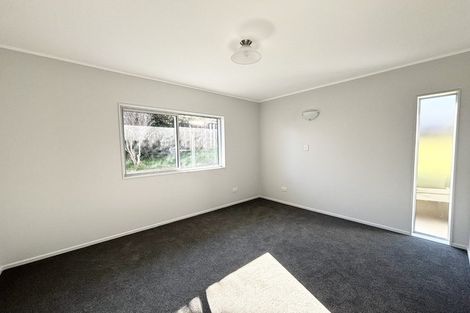 Photo of property in 15b Cypress Drive, Maungaraki, Lower Hutt, 5010