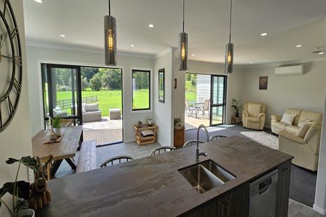 Photo of property in 566 Kara Road, Maungatapere, 0179