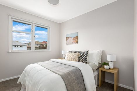 Photo of property in 40 Cornwall Crescent, Cannons Creek, Porirua, 5024