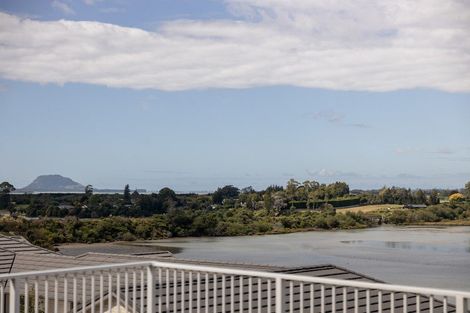 Photo of property in 26 Oyster Place, Omokoroa, 3114