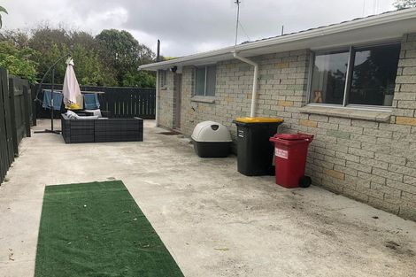 Photo of property in 64 Te Rauparaha Street, Otaki, 5512