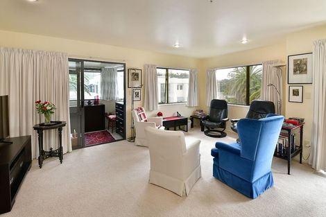 Photo of property in 11f Puriri Avenue, Orewa, 0931