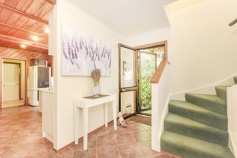 Photo of property in 54 Wood Bay Road, Titirangi, Auckland, 0604