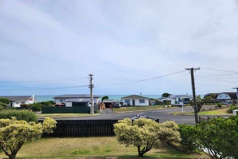 Photo of property in 178 Karaka Street, Castlecliff, Whanganui, 4501