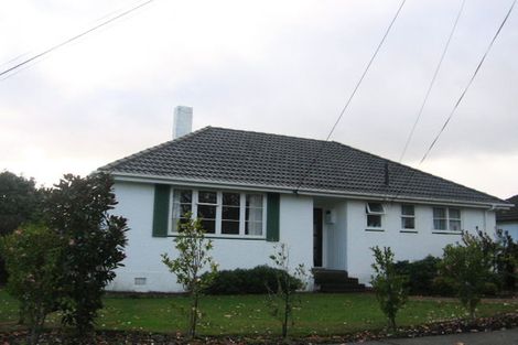 Photo of property in 144 Whites Line East, Waiwhetu, Lower Hutt, 5010