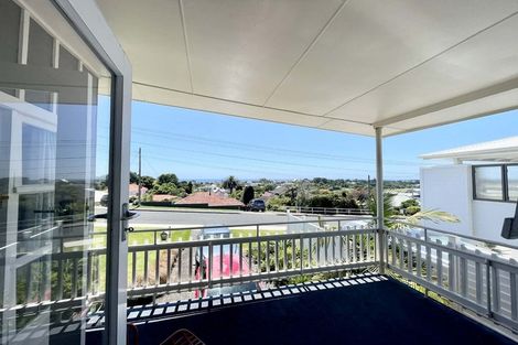 Photo of property in 9 Lismore Street, Strandon, New Plymouth, 4312