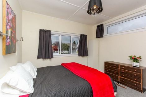 Photo of property in 5 Atiawa Street, Glen Avon, New Plymouth, 4312