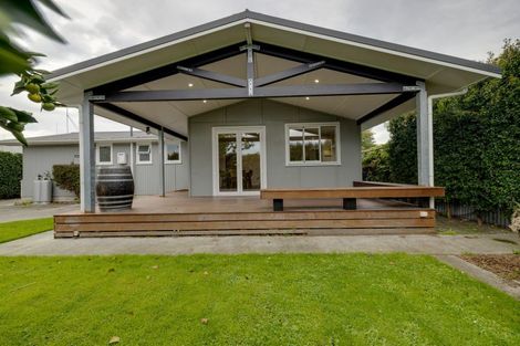 Photo of property in 21 Flaxmere Avenue, Flaxmere, Hastings, 4120