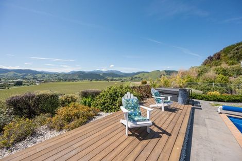 Photo of property in 23 Katania Heights, Brightwater, 7022