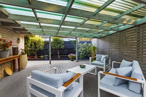 Photo of property in 183a Birkdale Road, Birkdale, Auckland, 0626