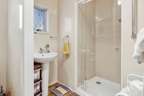 Photo of property in 15 Grey Street, Hawera, 4610