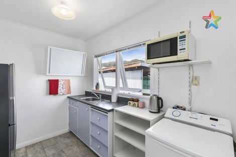 Photo of property in 1/1079 High Street, Taita, Lower Hutt, 5011