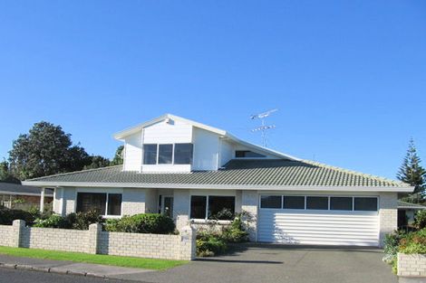 Photo of property in 11b Alice Avenue, Orewa, 0931