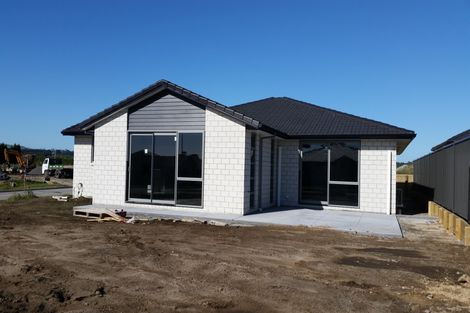 Photo of property in 5 Blacklock Road, Pyes Pa, Tauranga, 3112