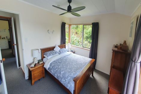 Photo of property in 2 Beaufort Street, Opua, 0200