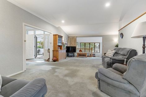 Photo of property in 156 Oceanbeach Road, Mount Maunganui, 3116