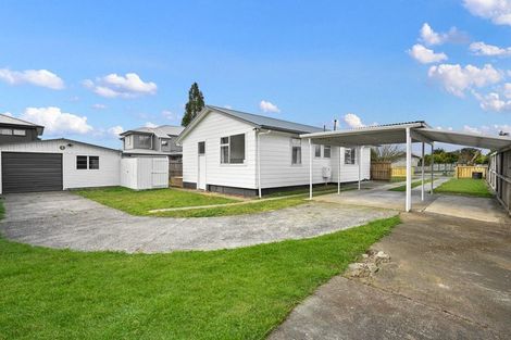 Photo of property in 63 Oakfield Crescent, Pukete, Hamilton, 3200