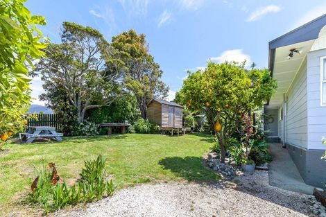 Photo of property in 15 Bay View Terrace, Patons Rock, Takaka, 7182