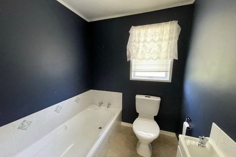 Photo of property in 27 Hope Farm Avenue, Pakuranga Heights, Auckland, 2010