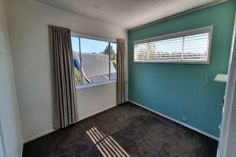 Photo of property in 2/9 Lingham Crescent, Torbay, Auckland, 0630