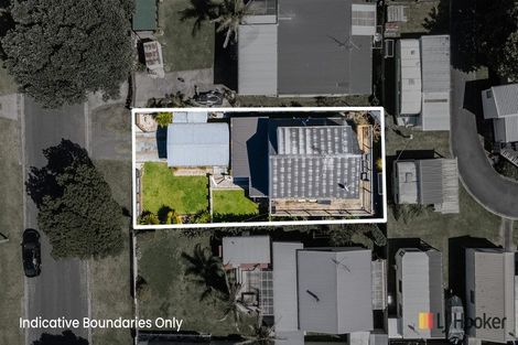 Photo of property in 28 Ocean View Road, Waihi Beach, 3611